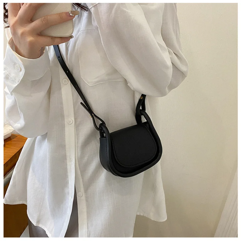 Candy Color Fashion PU Leather – Saddle Bag Leather recenzja i cena