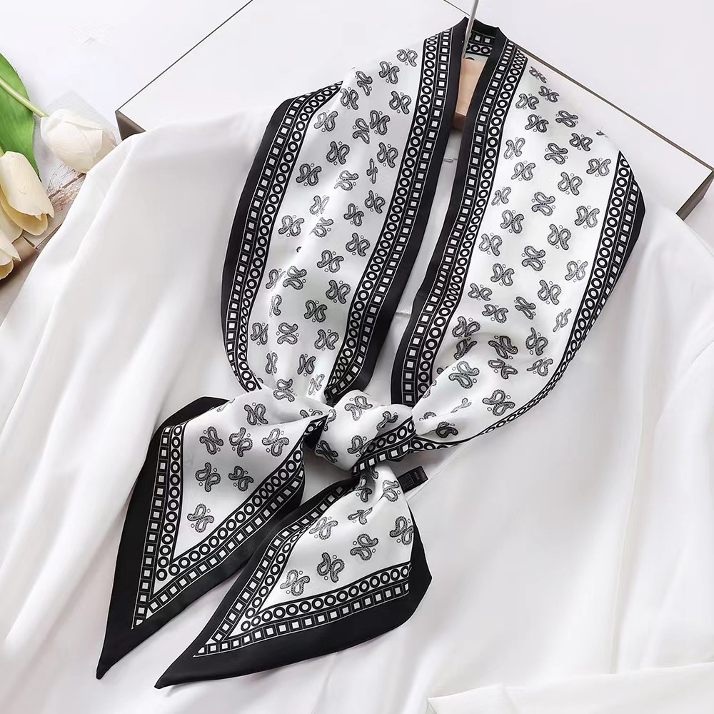 Luxury Zebra Print Silk Square – Women Bags Online recenzja i cena