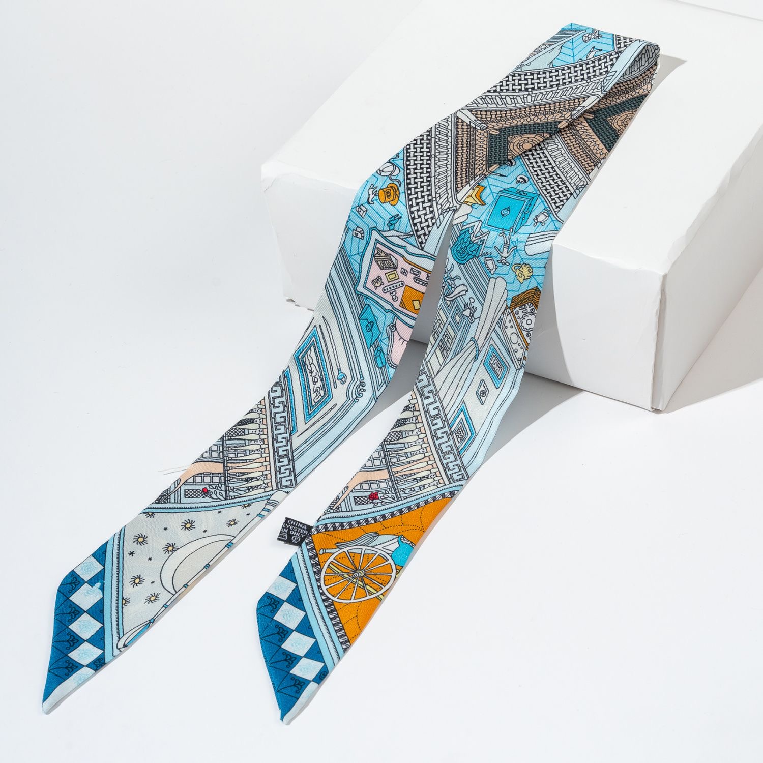 Exotic Printed Silk Scarf for  – Women Bags Polene recenzja i cena